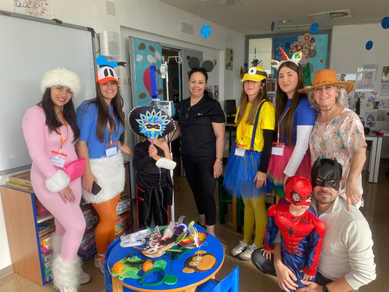Carnaval en el aula hospitalaria del Hospital Clínico San Cecilio de Granada.