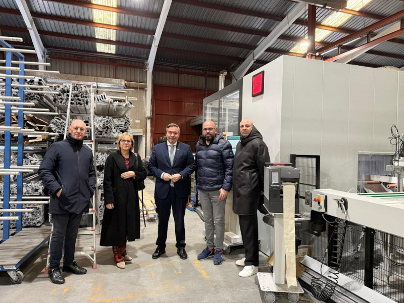 Visita de la Junta a Talleres Metálicos Gutiérrez Sociedad Limitada (JUNTA) Visita de la Junta a Talleres Metálicos Gutiérrez Sociedad Limitada (JUNTA)