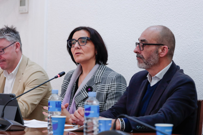 Visita de la Delegada de Educación a Albolote (GPMEDIA)
