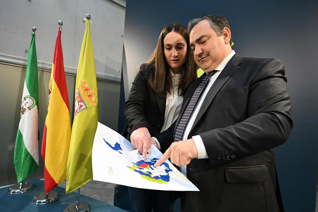 Los diputados de Presidencia y de Emergencias de la Diputación de Granada, María Vera y Eduardo Martos (DIPUTACIÓN)