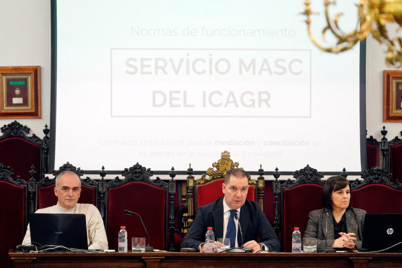 (COLEGIO DE ABOGADOS)