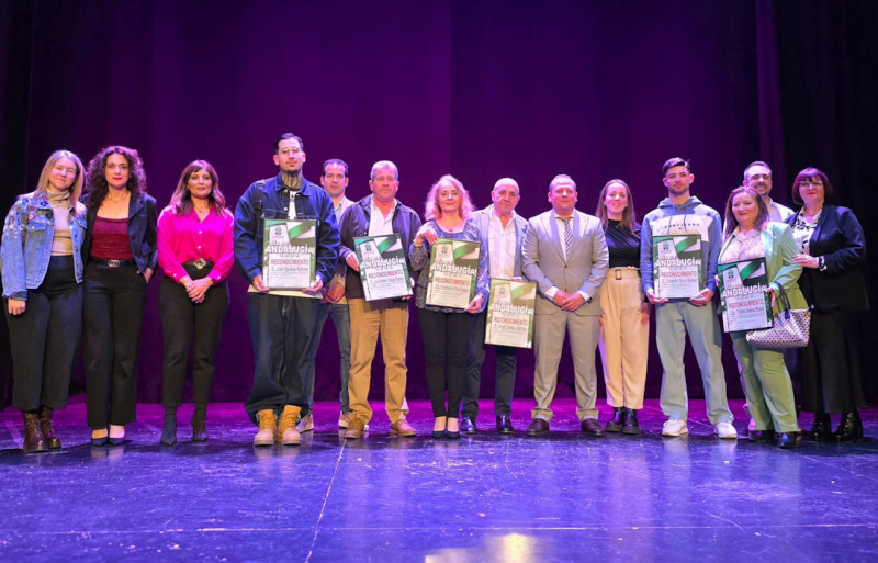 Entrega de las banderas de Andalucía (AYTO. CÚLLAR VEGA) Entrega de las banderas de Andalucía (AYTO. CÚLLAR VEGA)
