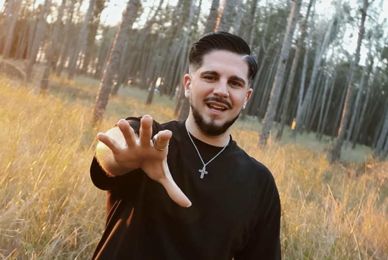 Iván Centenillo en una imagen de Triste Recuerdo (LA OFICINA DE LOS DESEOS)