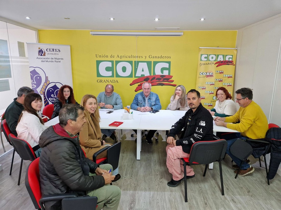 Reunión de Por Andalucía e IU con COAG en Motril (IU)