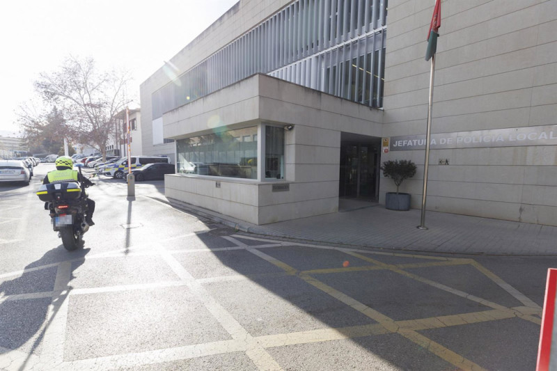 Imagen de archivo de las dependencias principales de la Policía Local de Granada, en la Huerta del Rasillo (ÁLEX CÁMARA - EUROPA PRESS)