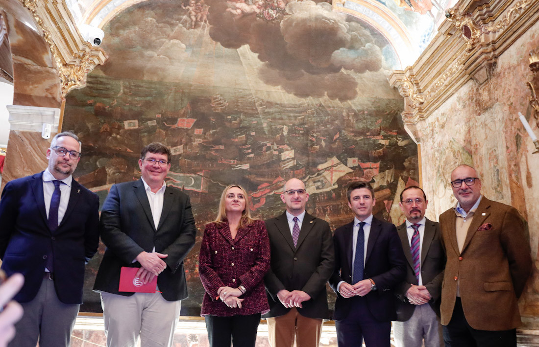 Visita al Camarín de la Virgen del Rosario Coronada (GPMEDIA)