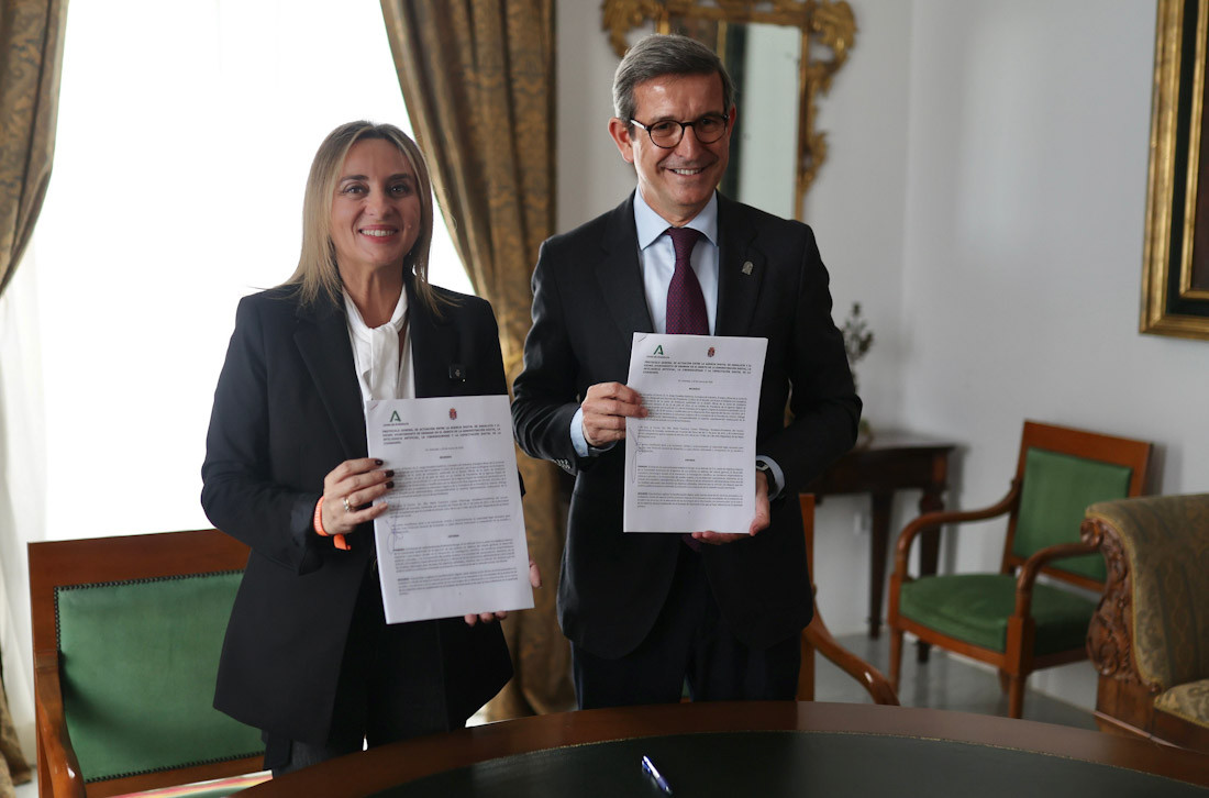 Firma del convenio (GPMEDIA)