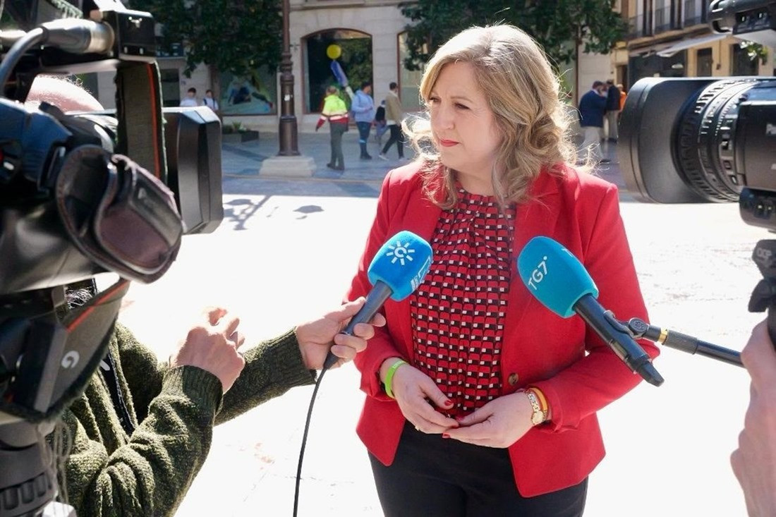 La portavoz del grupo municipal de Vox en el Ayuntamiento de Granada, Beatriz Sánchez Agustino (VOX)