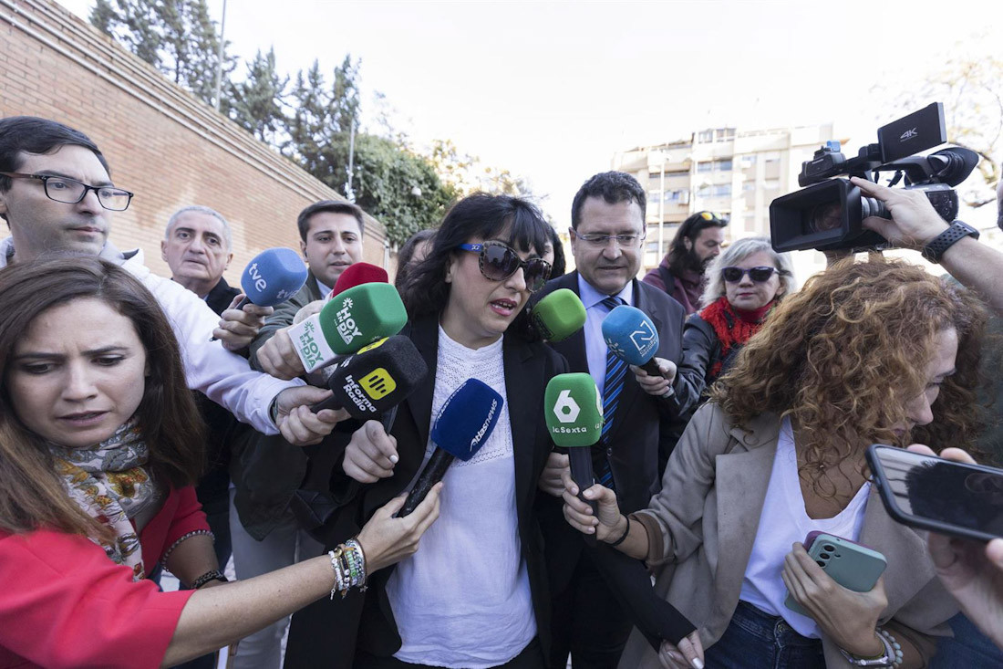 Juana Rivas a su llegada a los juzgados de Granada el pasado 30 de octubre de 2025. Archivo (ÁLEX CÁMARA - EUROPA PRESS)