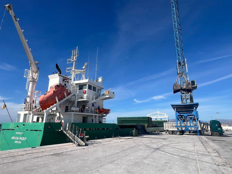 Operativa en el Puerto de Motril (AUTORIDAD PORTUARIA DE MOTRIL) Operativa en el Puerto de Motril (AUTORIDAD PORTUARIA DE MOTRIL)