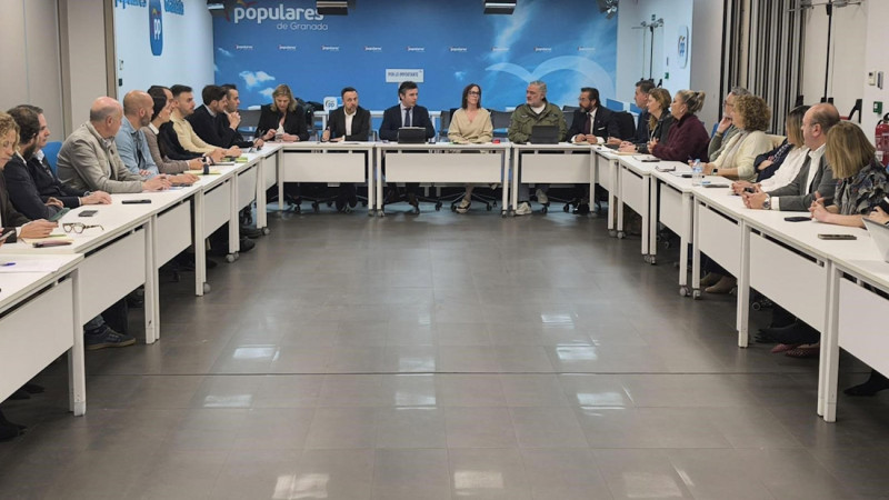 El PP de Granada celebra la primera reunión de su Comité de Campaña para las elecciones del 17 de mayo (PP GRANADA)