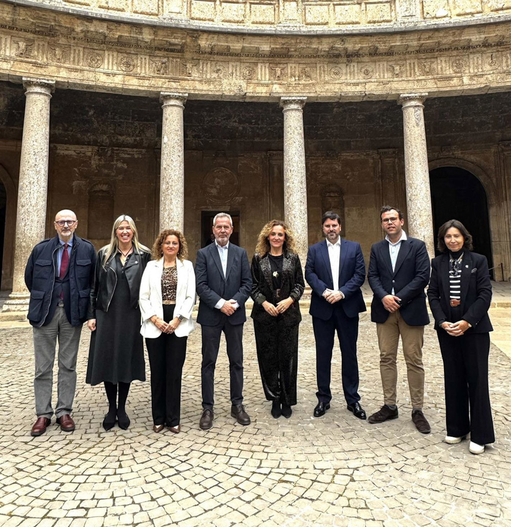 El Puerto de Motril consolida su apuesta por la cultura con la presentación de la II edición del Premio Internacional de Poesía 