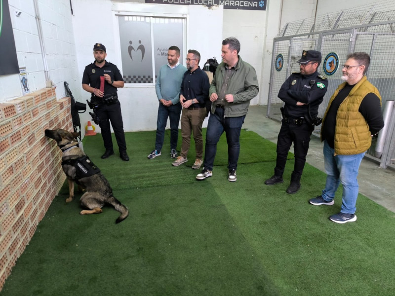 Visita a las nuevas instalaciones para la unidad canina (AYTO. MARACENA)