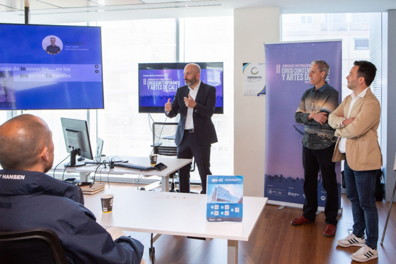 Jornada impartida por Luis Nebot (RUTH GIRALDEZ)