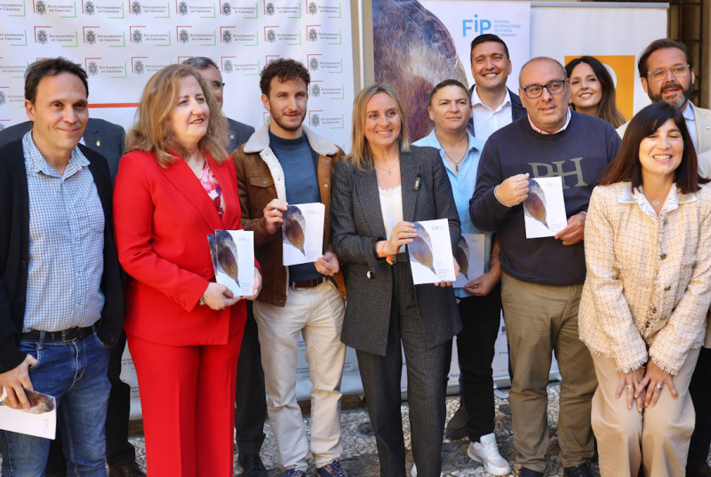 Presentación del Festival Internacional de Poesía (GPMEDIA)