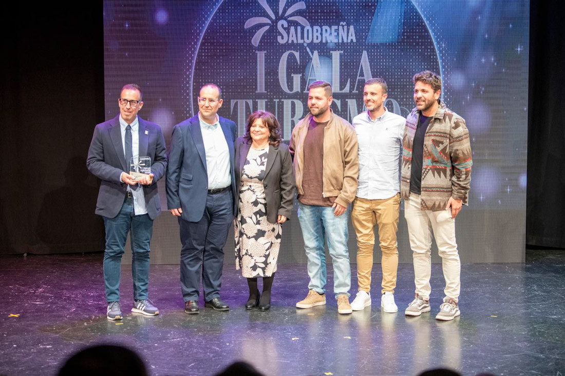 Entrega del premio (TROPICALIA SUMMER)