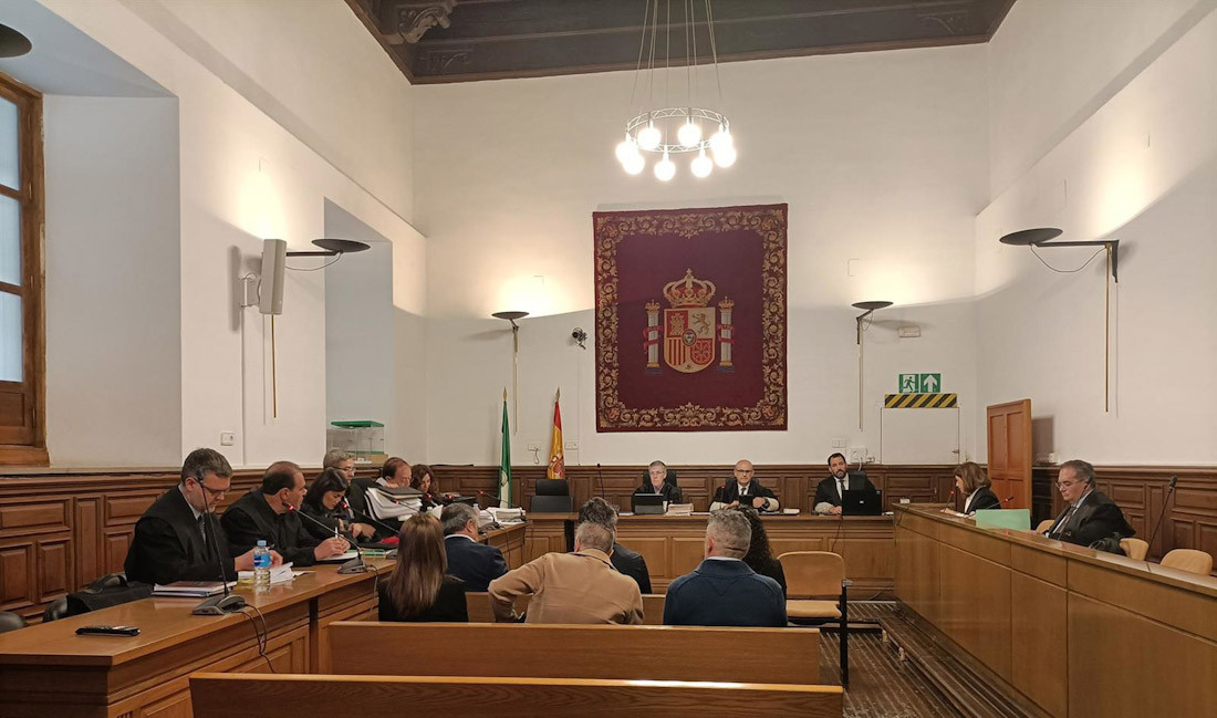 Primera sesión del juicio contra el exalcalde de Otura en la Audiencia de Granada (EUROPA PRESS)