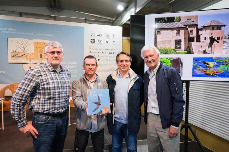La presentación del libro 'Aves de la Alhambra' es una de las actividades del Patronato de la Alhambra y Generalife programadas en el marco de la Feria del Libro de la ciudad nazarí (JUNTA)