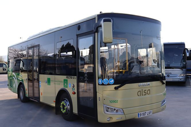 Imagen de un autobús metropolitano (JUNTA) Imagen de un autobús metropolitano (JUNTA)