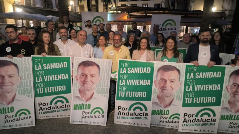 La coalición Por Andalucía ha iniciado oficialmente este jueves su campaña electoral en la provincia de Granada con el tradicional acto de pega de carteles
La coalición Por Andalucía ha iniciado oficialmente este jueves su campaña electoral en la provincia de Granada con el tradicional acto de pega de carteles