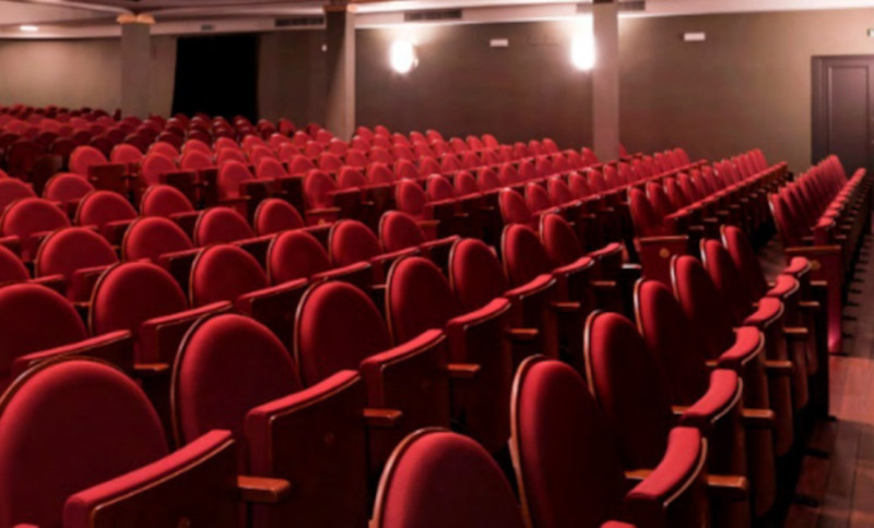 Sala de butacas de un teatro (JUNTA DE EXTREMADURA) Sala de butacas de un teatro (JUNTA DE EXTREMADURA)