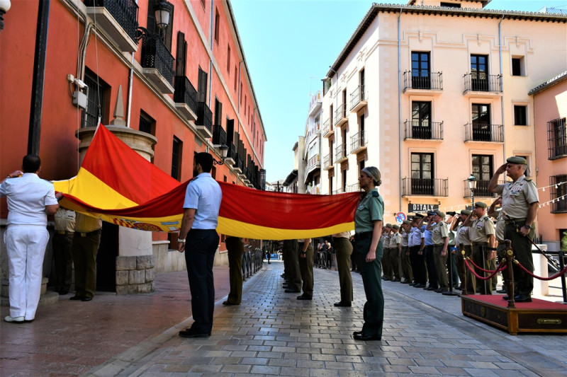 Izado de la bandera (MADOC) Izado de la bandera (MADOC)