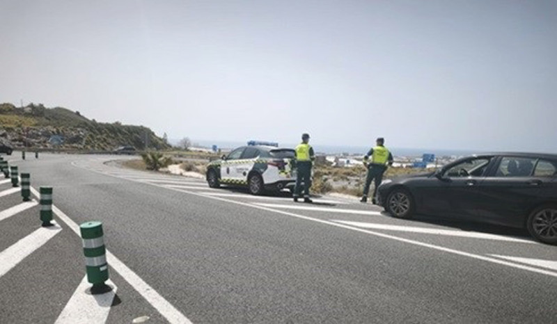 Imagen de archivo de un ontrol de velocidad de tráfico por parte de la Guardia Civil en Motril (GUARDIA CIVIL)