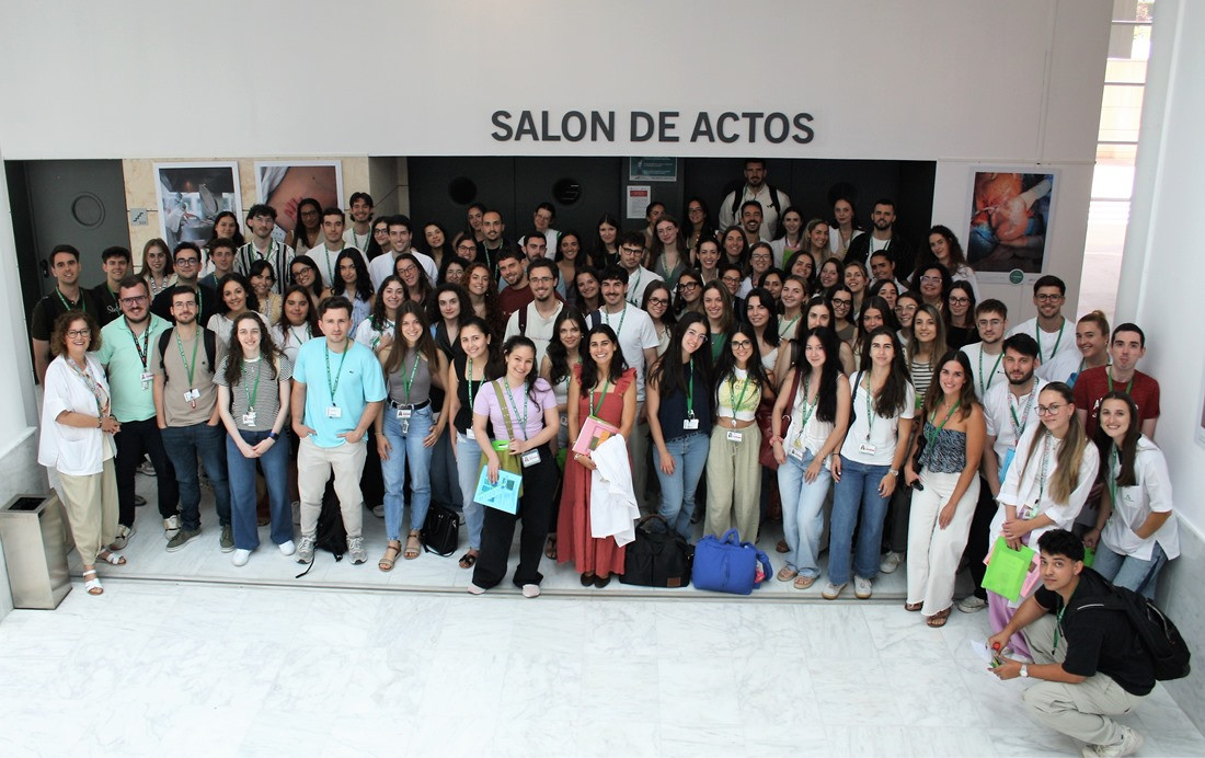 Acto de bienvenida a los residentes (HUSC)