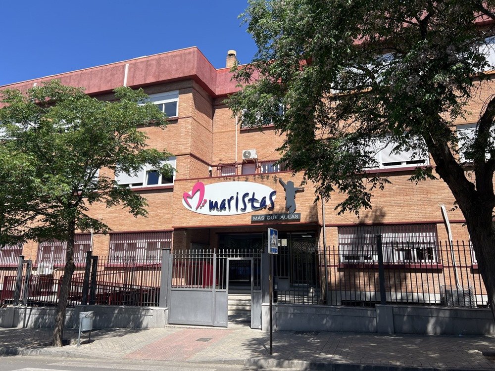 Fachada del Colegio