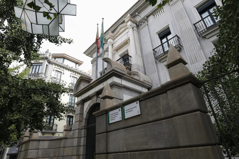 Fachada del edificio de la Fiscalía en Granada (ÁLEX CÁMARA / EUROPA PRESS) Fachada del edificio de la Fiscalía en Granada (ÁLEX CÁMARA / EUROPA PRESS)