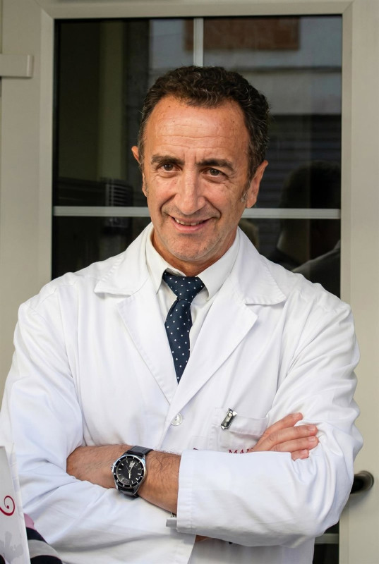 El catedrático de Obstetricia y Ginecología de la Universidad de Granada, Nicolás Mendoza, investigador principal del estudio (UGR)
