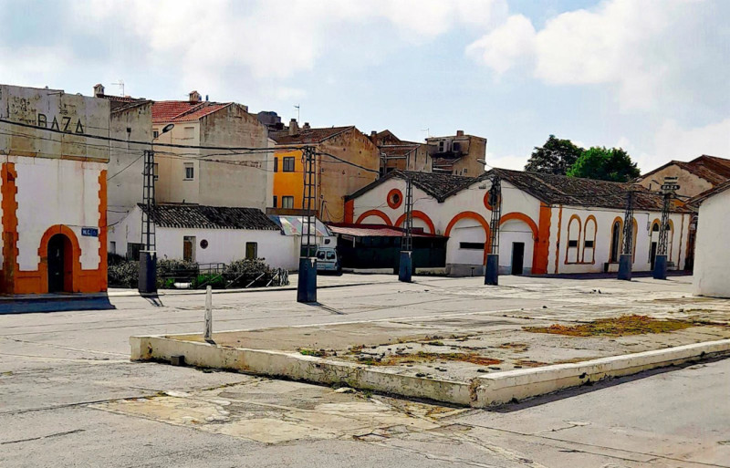 Antigua estación de Baza AAF Comarca de Baza (COLECTIVOS POR REAPERTURA DE LÍNEA FÉRREA) Antigua estación de Baza AAF Comarca de Baza (COLECTIVOS POR REAPERTURA DE LÍNEA FÉRREA)