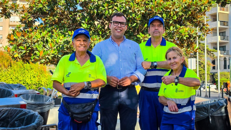 Presentación de las pulseras inteligentes (AYTO. MOTRIL)