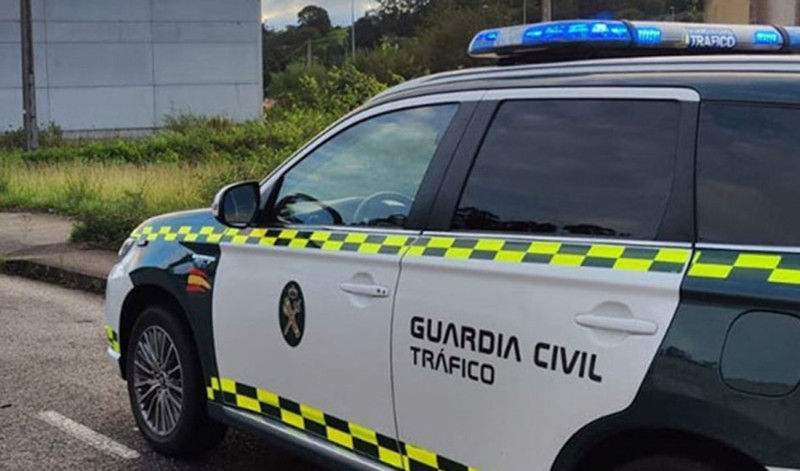 Control de la Guardia Civil de Tráfico.
Control de la Guardia Civil de Tráfico.